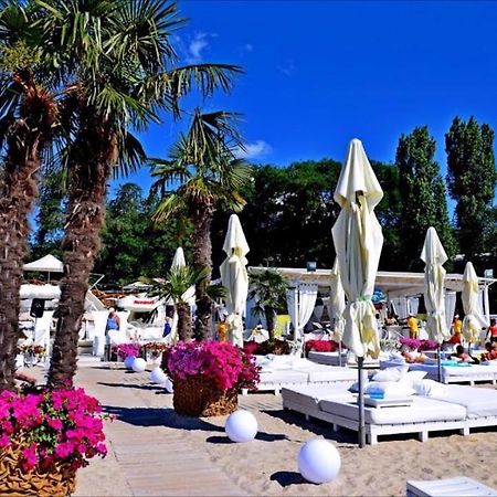 Апартаменти Arcadia Одеса Екстер'єр фото
